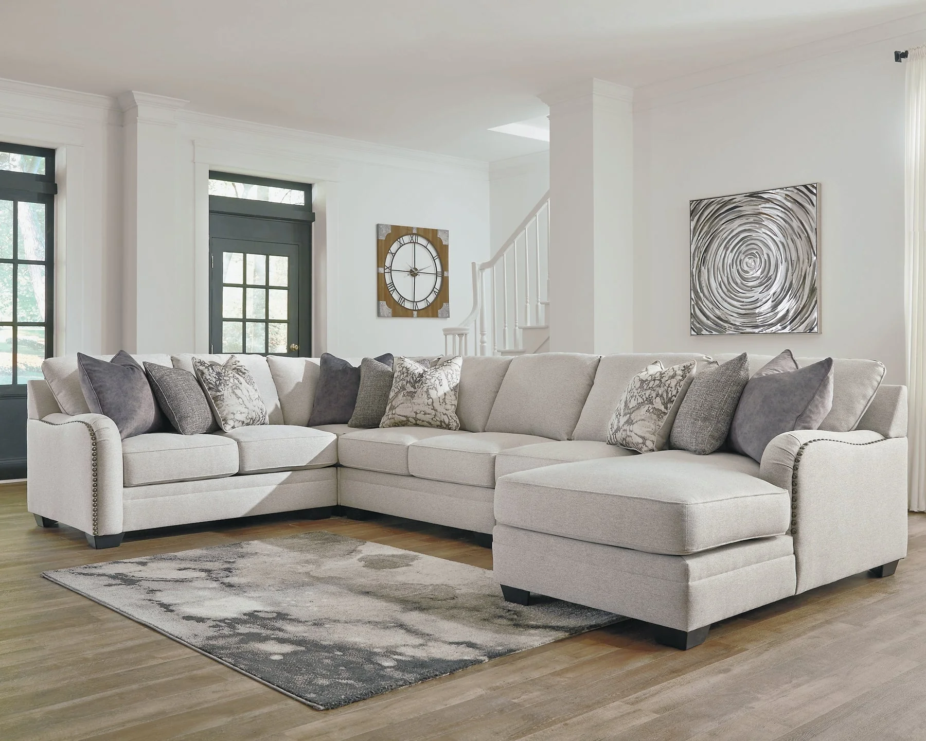 Dellara 5-Piece Sectional with Ottoman - Image 4