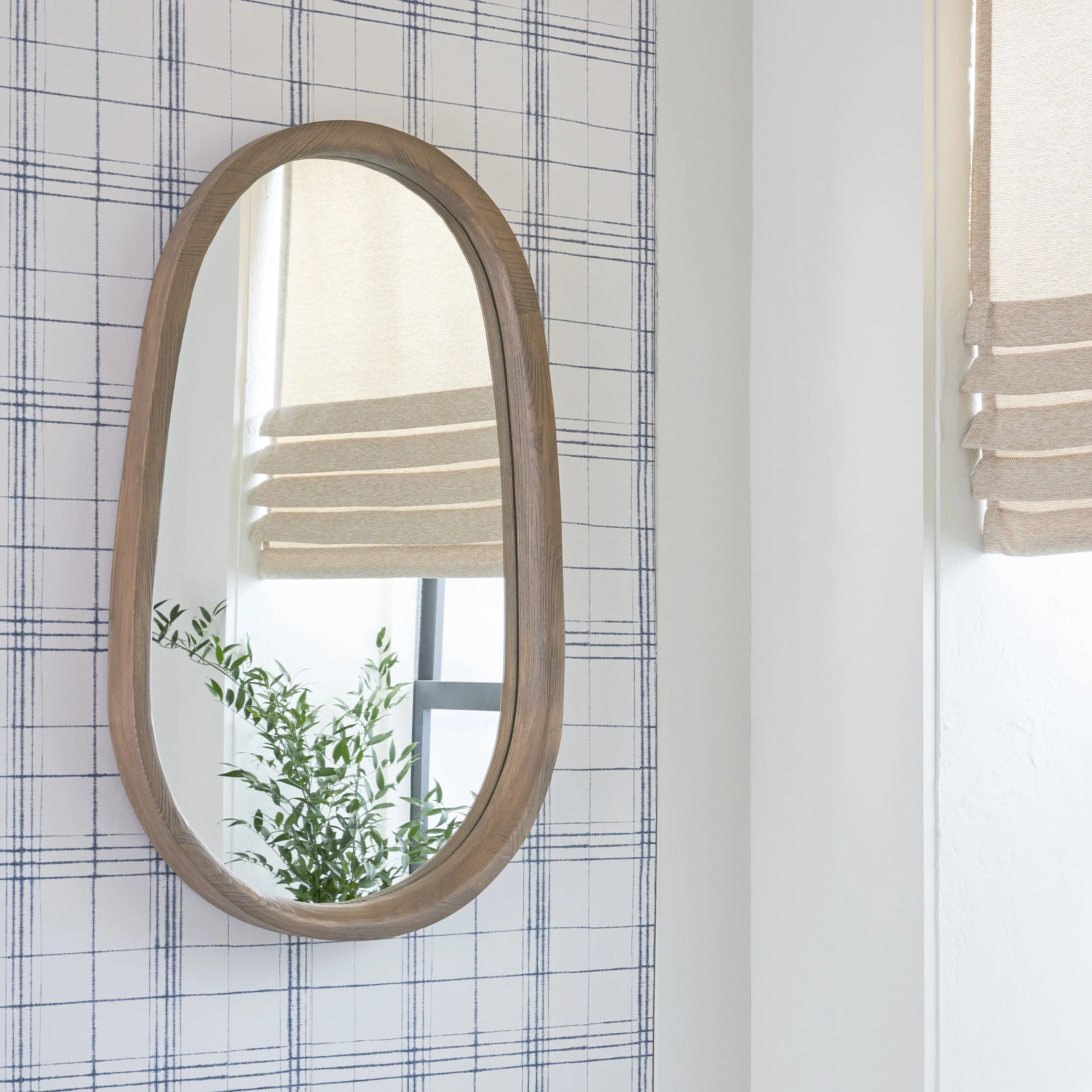 Aarilynn - Accent Mirror - Antique Brown - Image 4