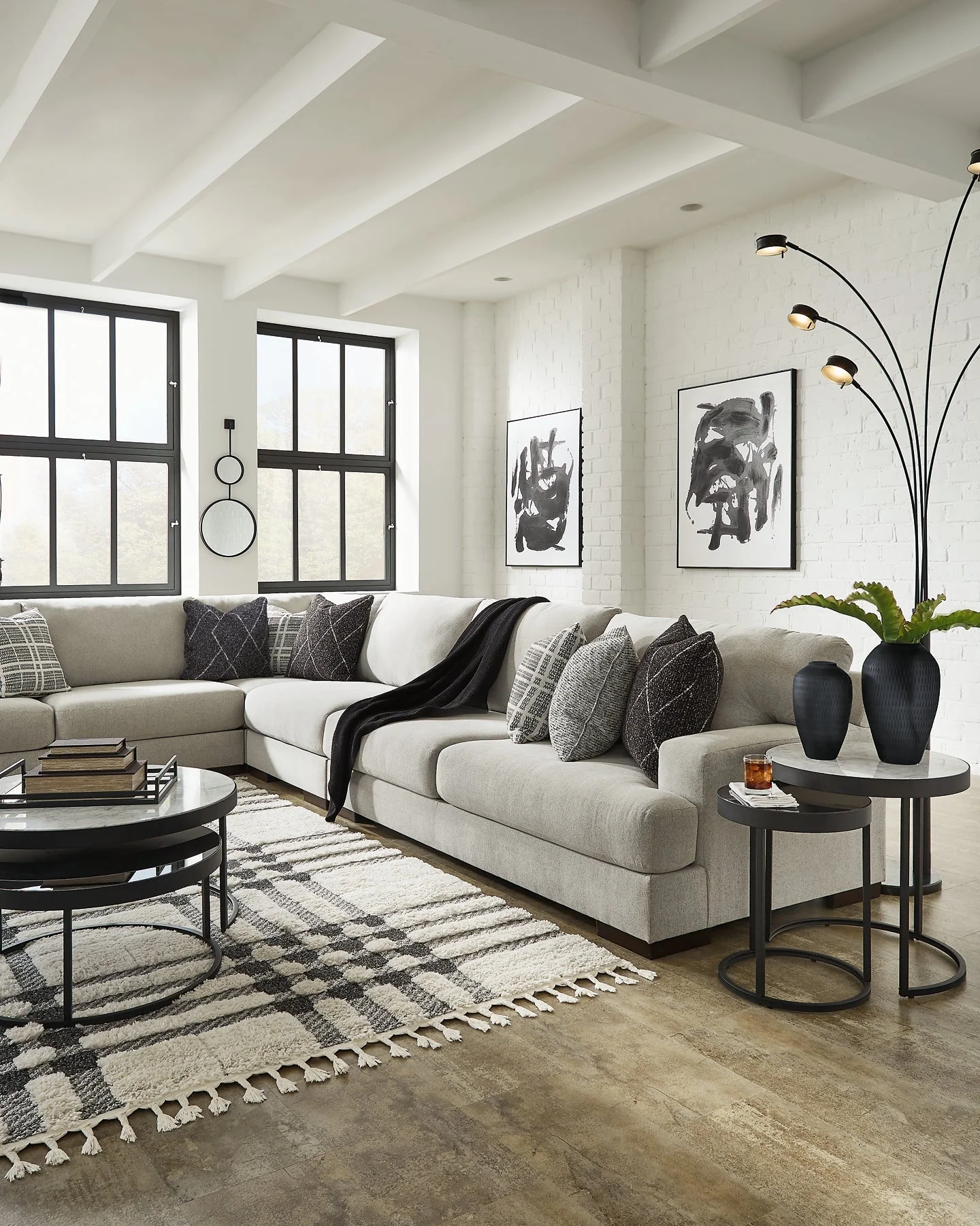 Artsie 4-Piece Sectional - Image 5