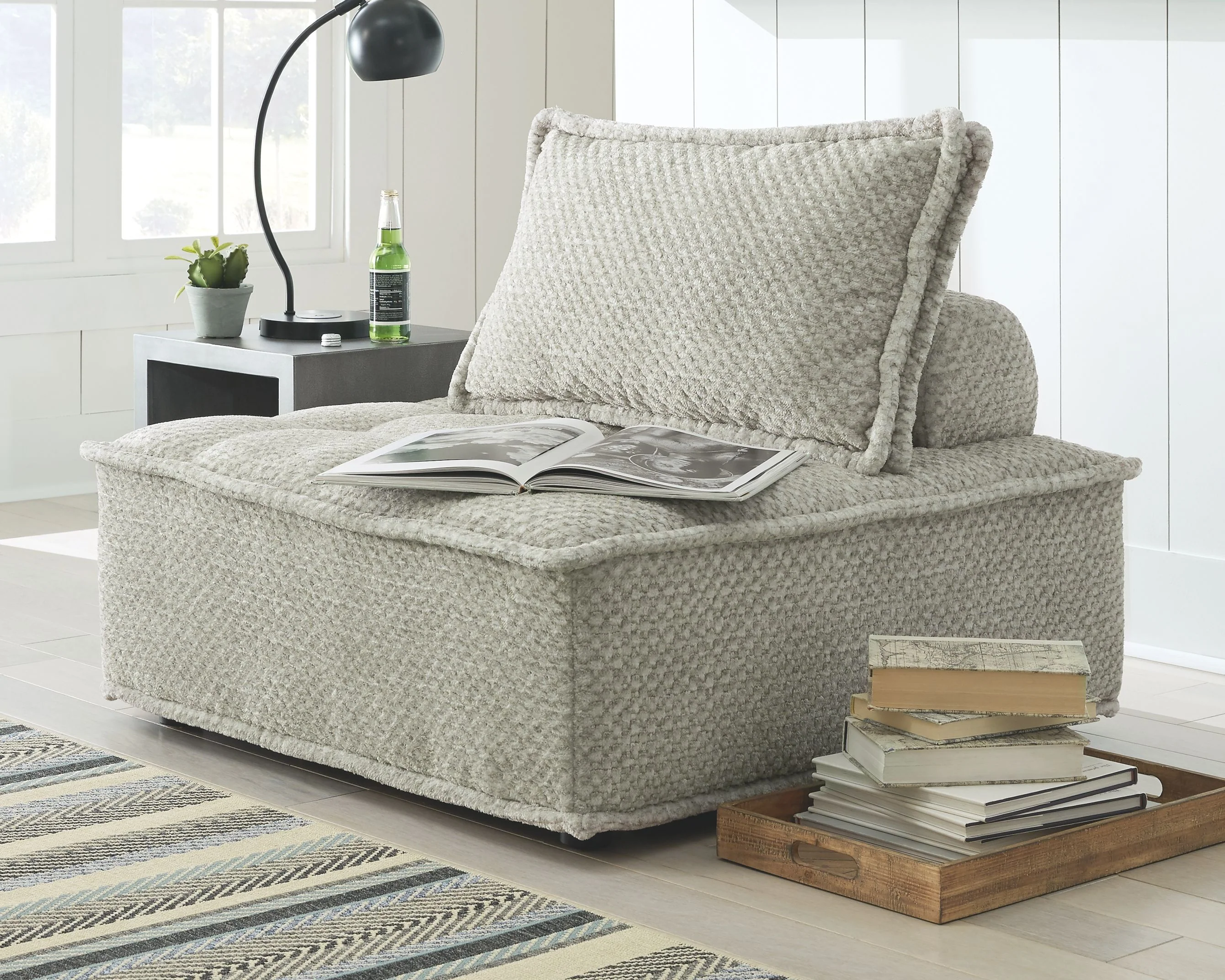 Bales - Accent Chair - Image 8