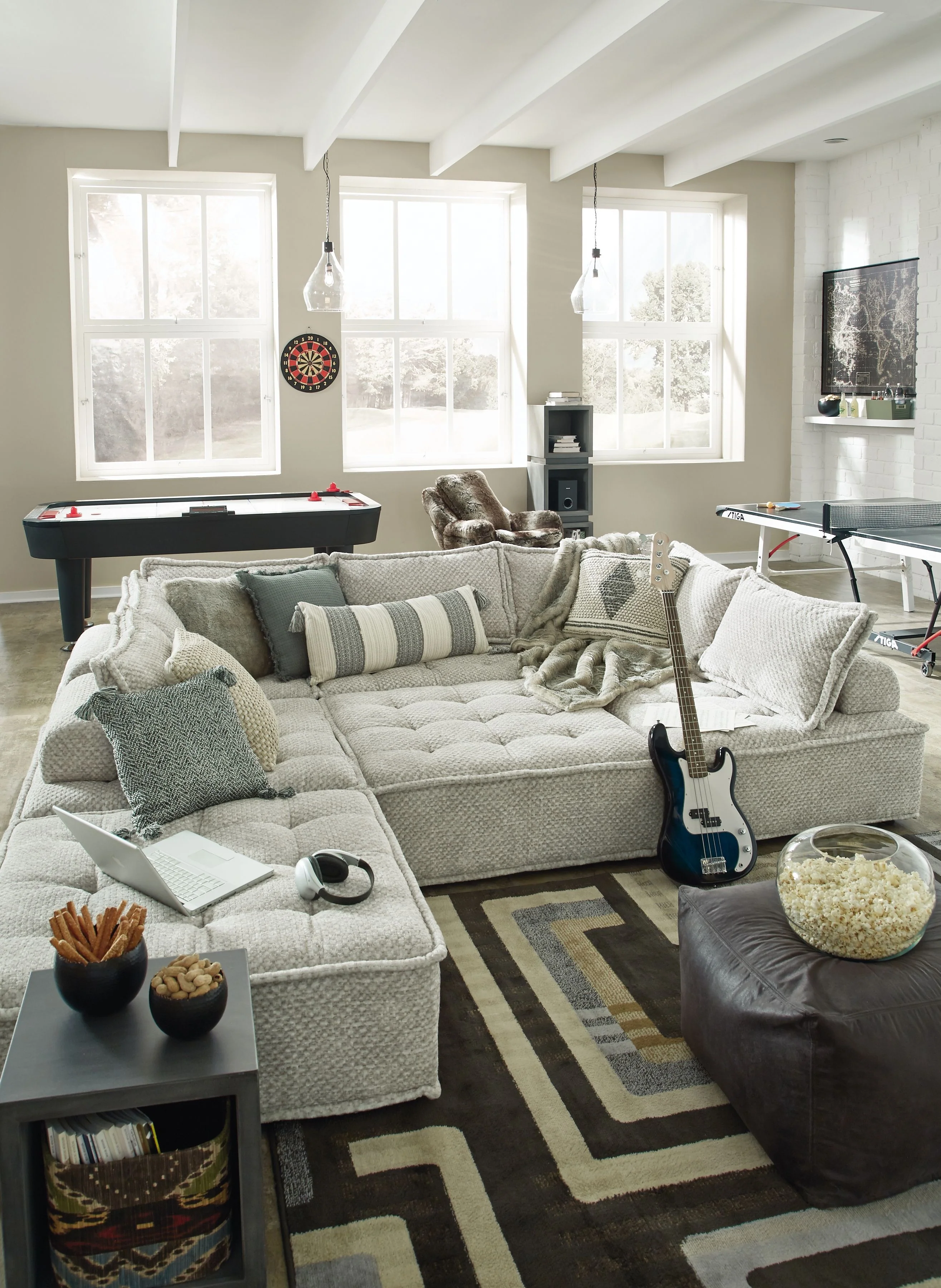 Bales - Sectional - Image 39