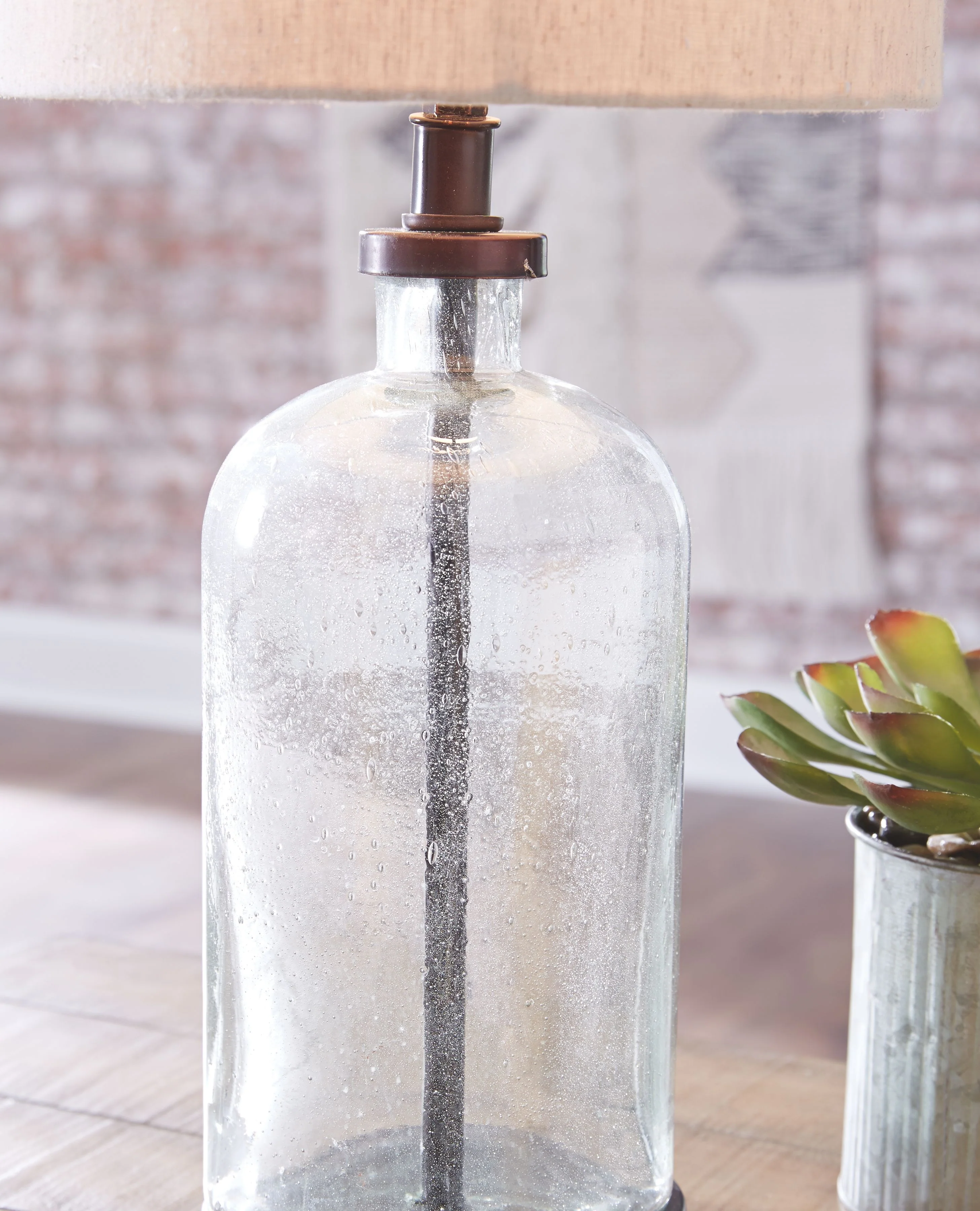 Bandile - Glass Table Lamp - Clear / Bronze Finish - Image 4