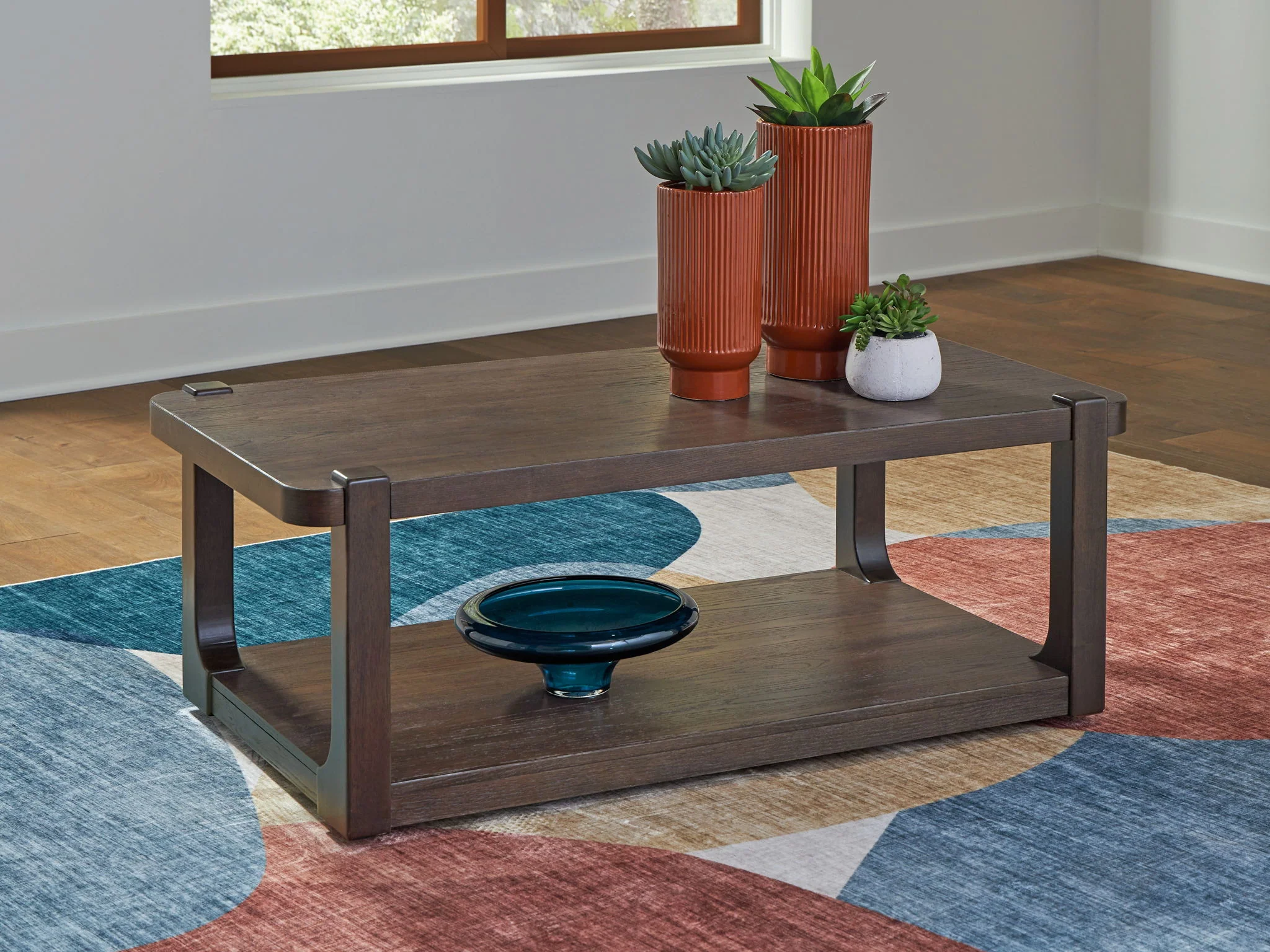 Breckington - Table - Image 7