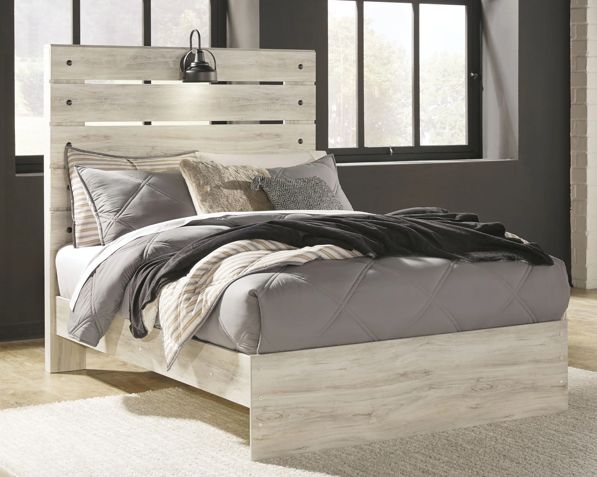 Cambeck - Panel Bed - Image 31