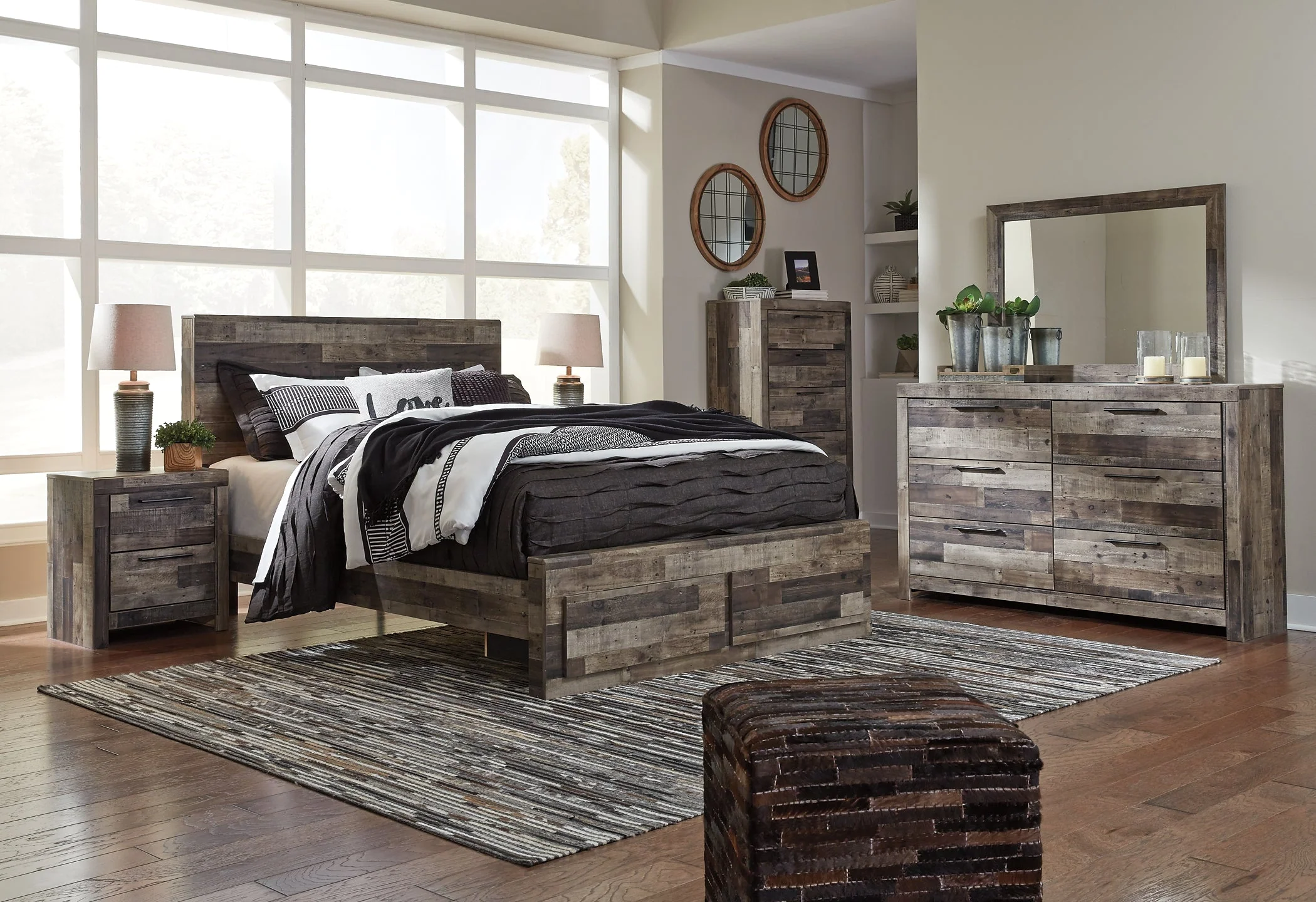 Derekson Queen Panel Bed with 2 Storage Drawers - Image 16