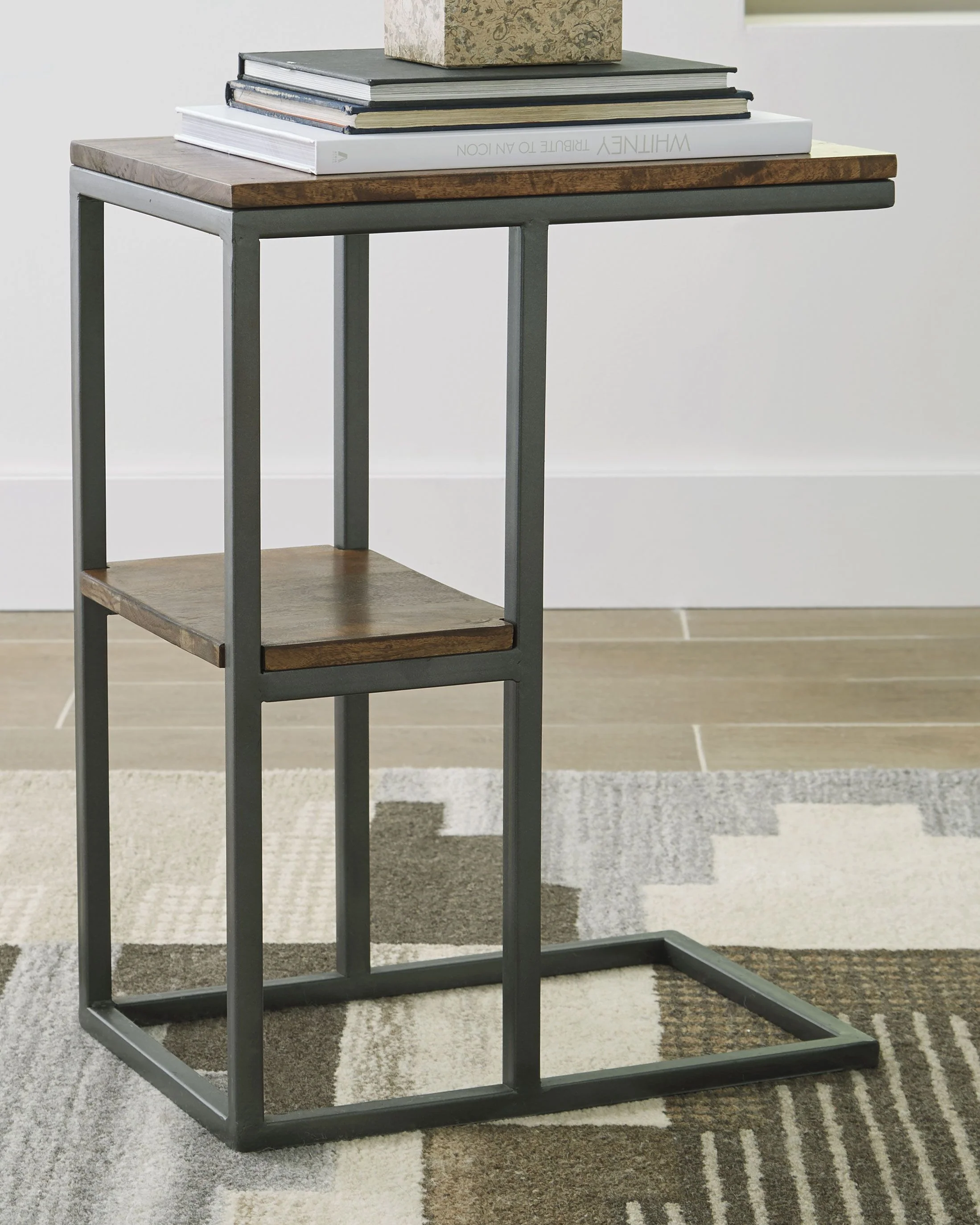 Forestmin - Accent Table - Natural / Black - Image 4