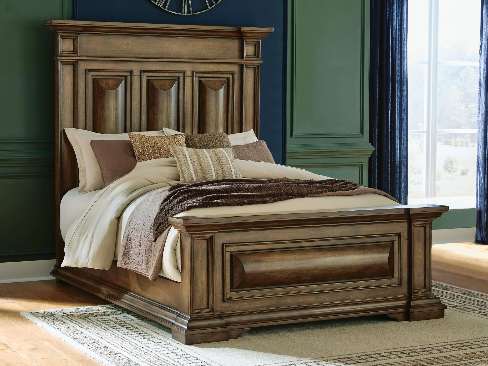 Frantanna - Panel Bed - Image 4