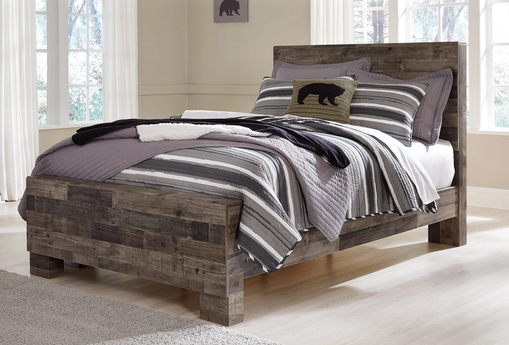 Derekson Full Panel Bed with Mirrored Dresser, Chest and Nightstand - Image 7