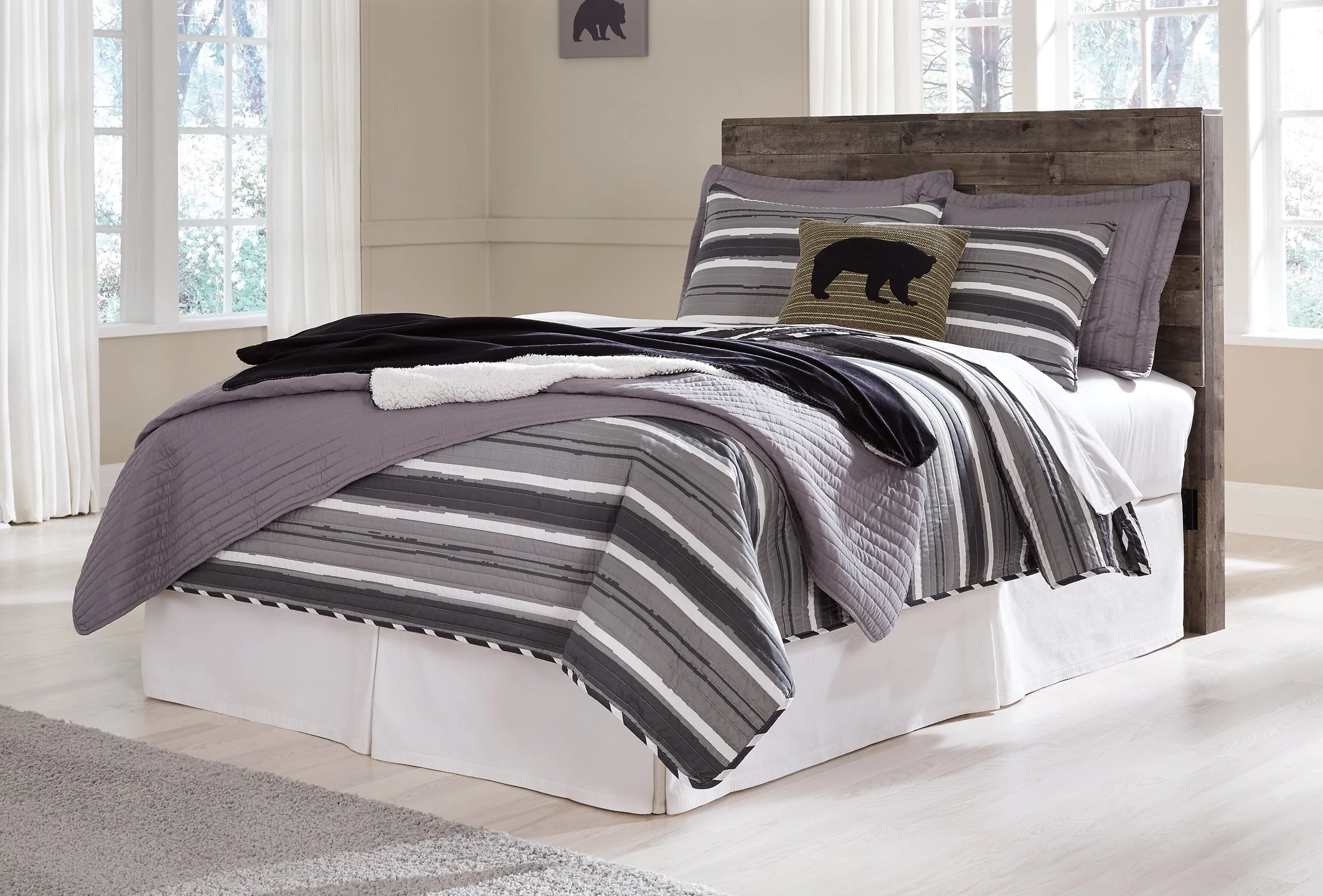 Derekson Full Panel Headboard with Mirrored Dresser, Chest and Nightstand - Image 7