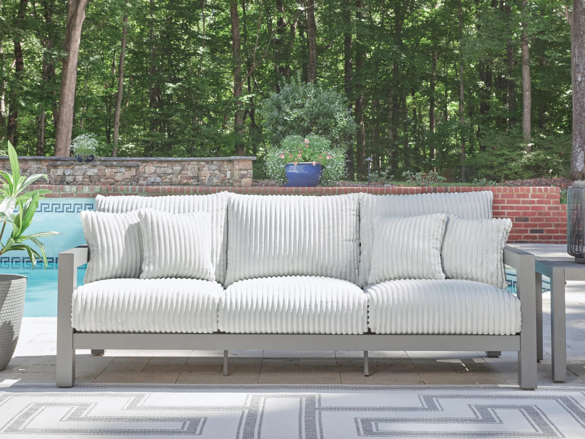 Hurley Park - Sofa With Cushion - Gray - Image 2