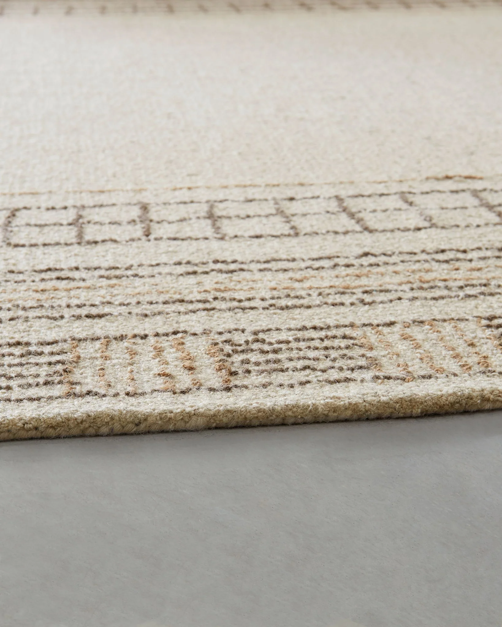 Idaman - Rug - Image 4