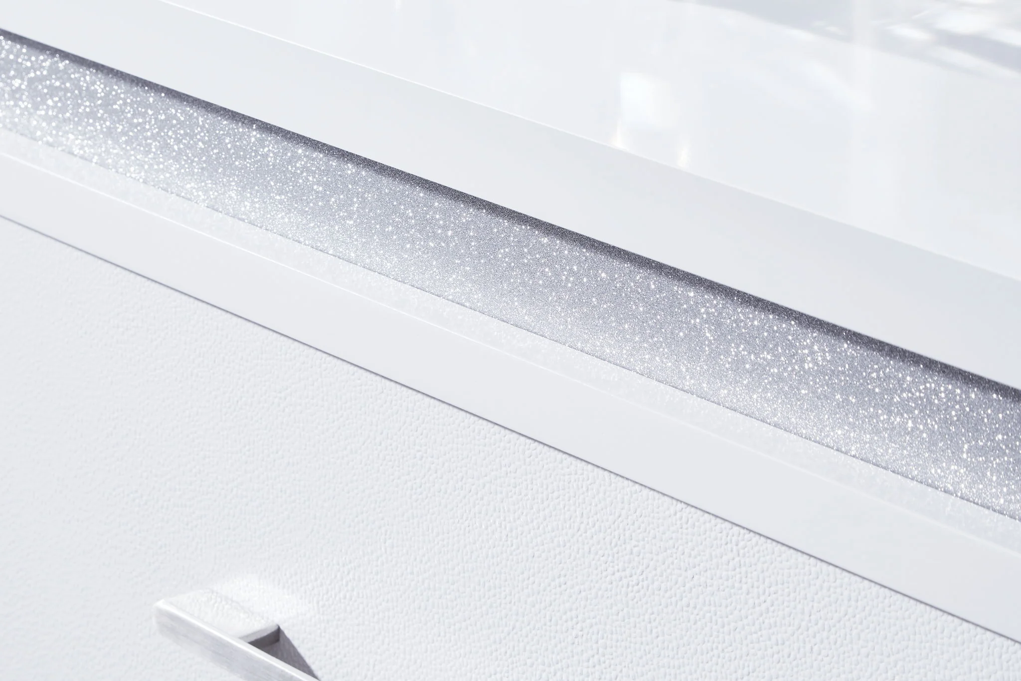 Jarlee - Dresser And Mirror - White - Image 2