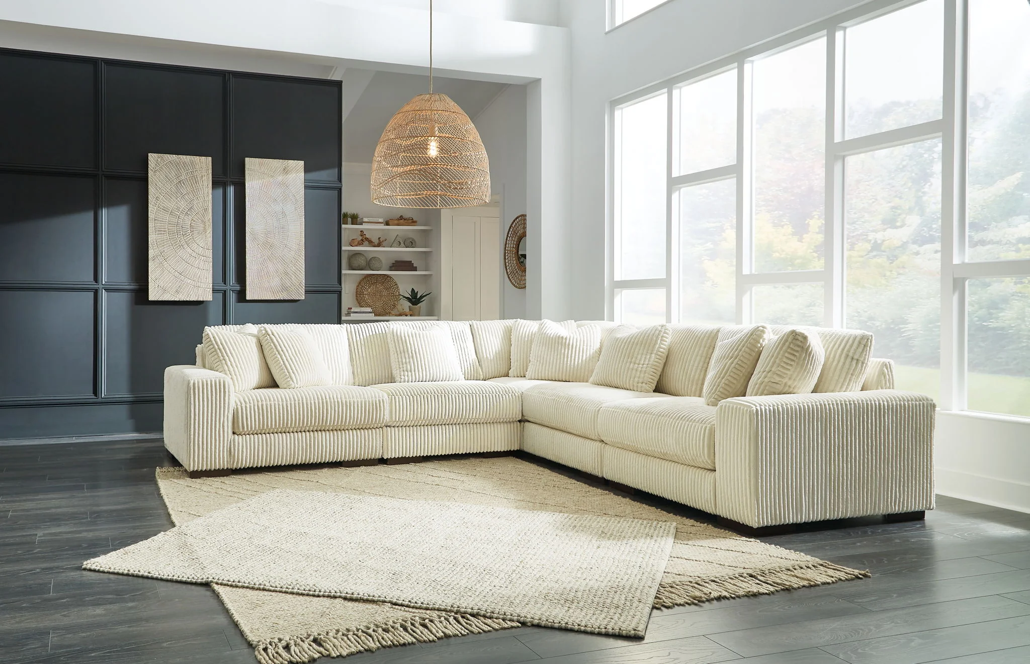 Lindyn - Sectional - Image 35