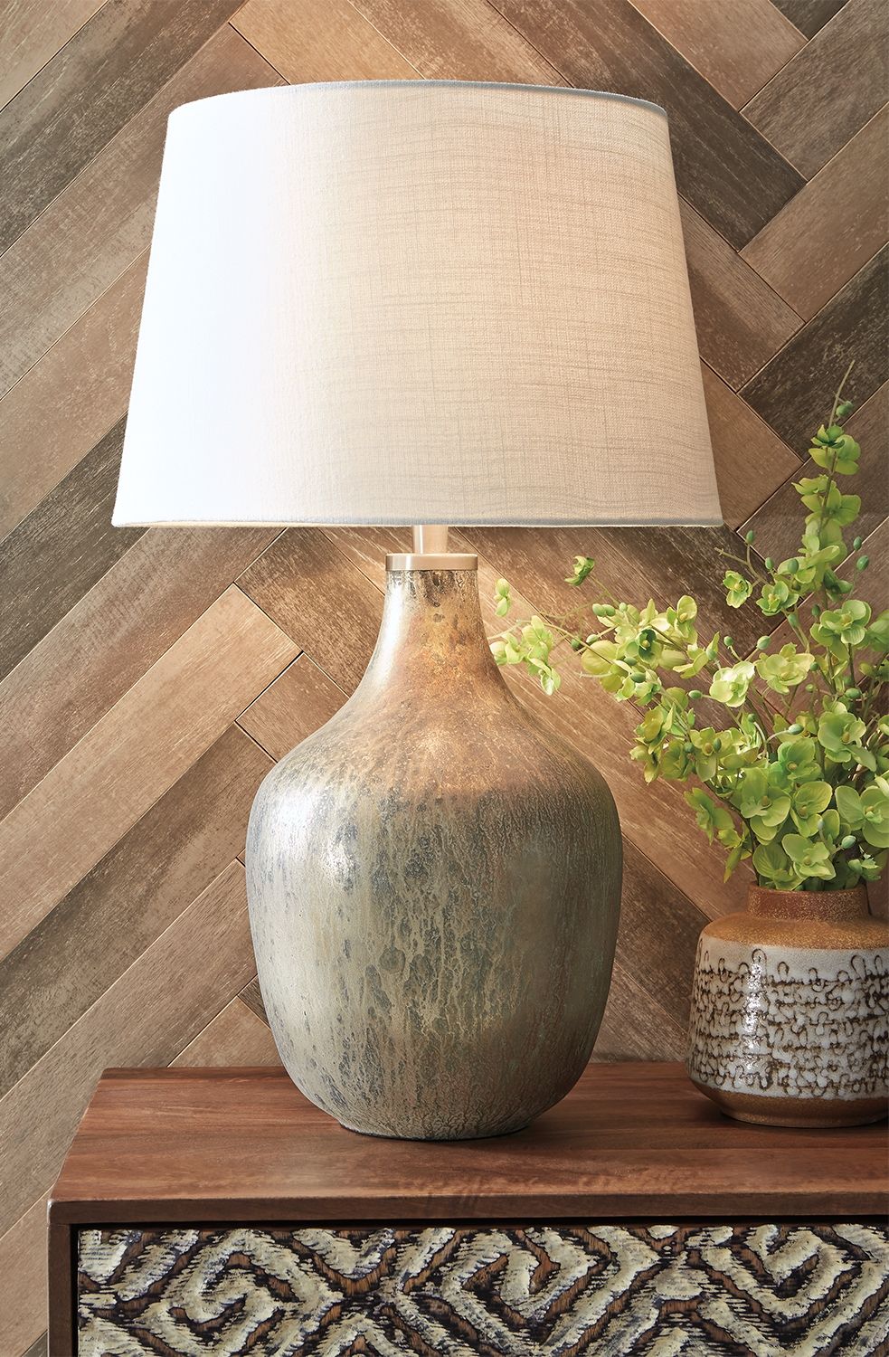 Mari - Glass Table Lamp - Gray / Gold Finish - Image 4