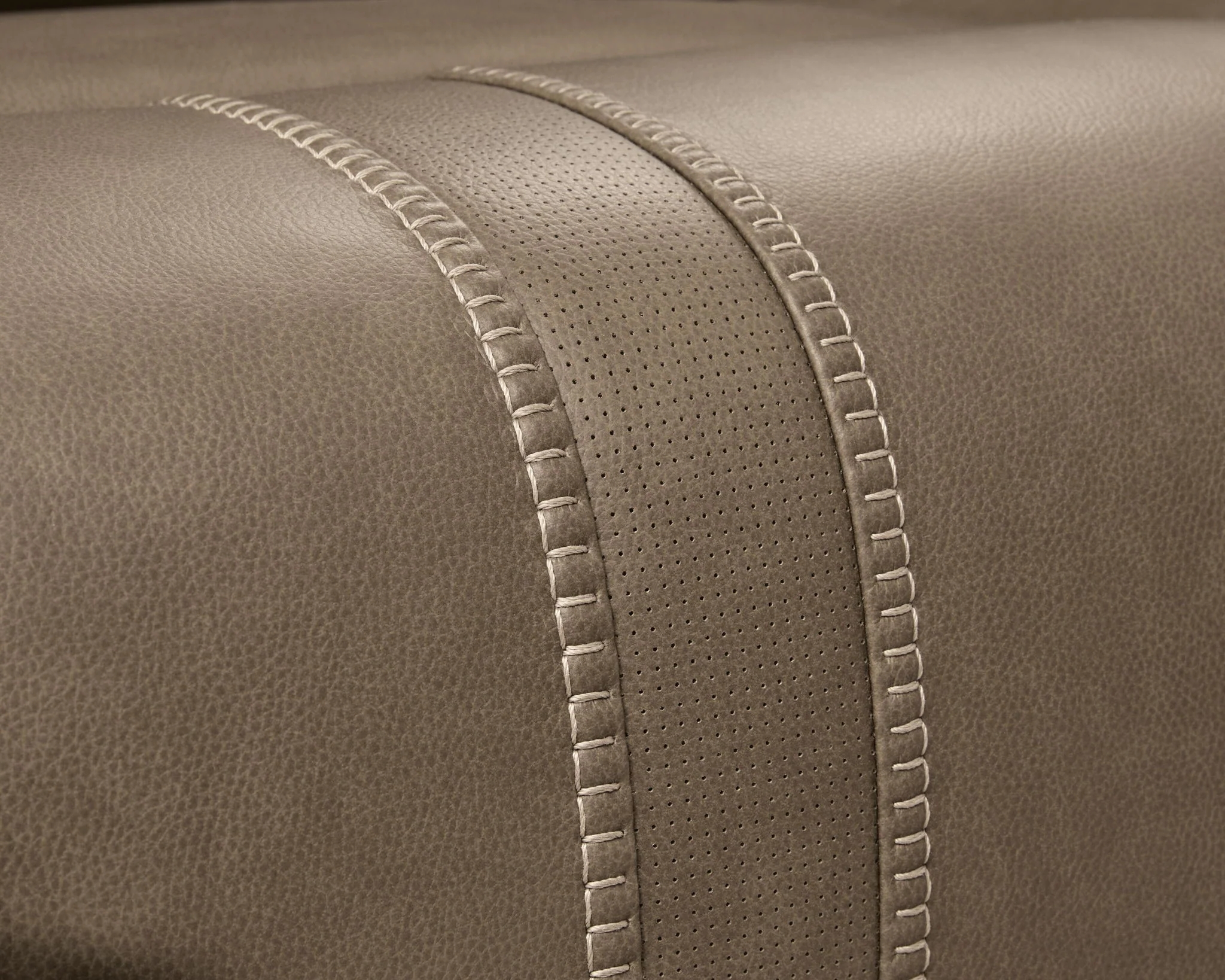 Max-Momentum - Reclining Sectional - Image 22
