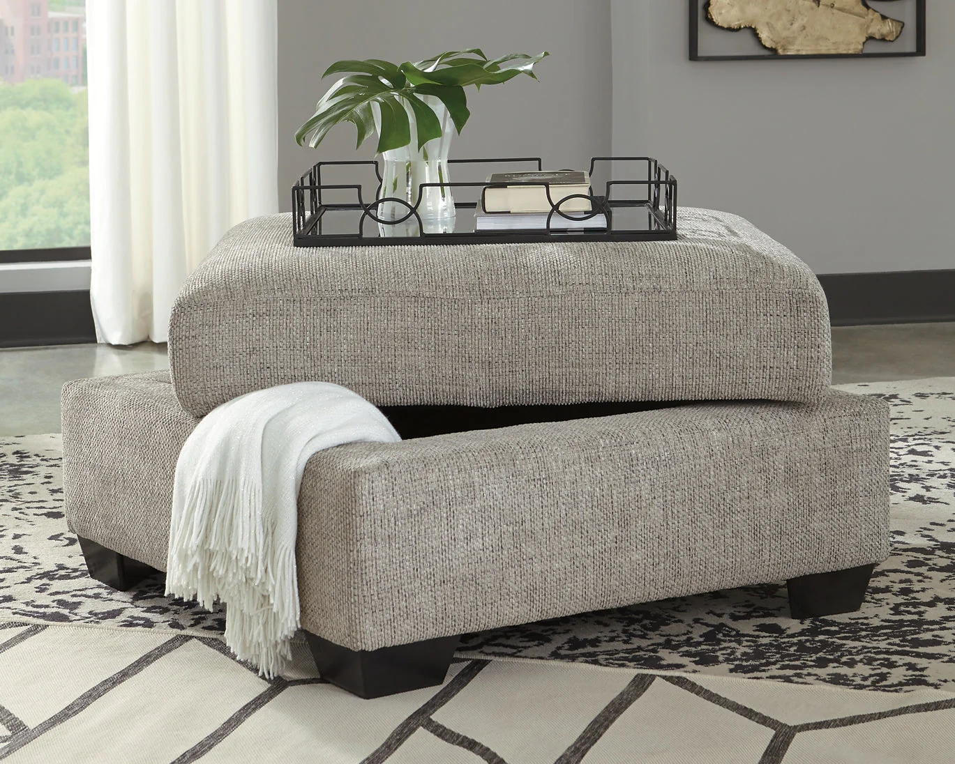 Megginson Ottoman With Storage - Image 4