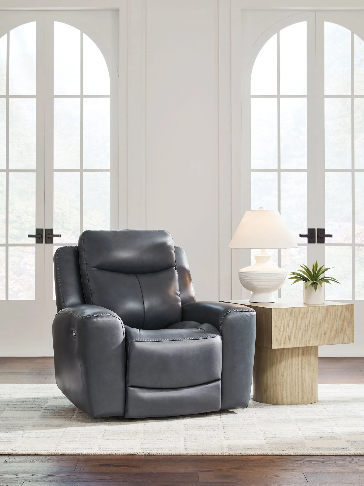 Bexhurst - Power Recliner With Adjustable Headrest - Image 5