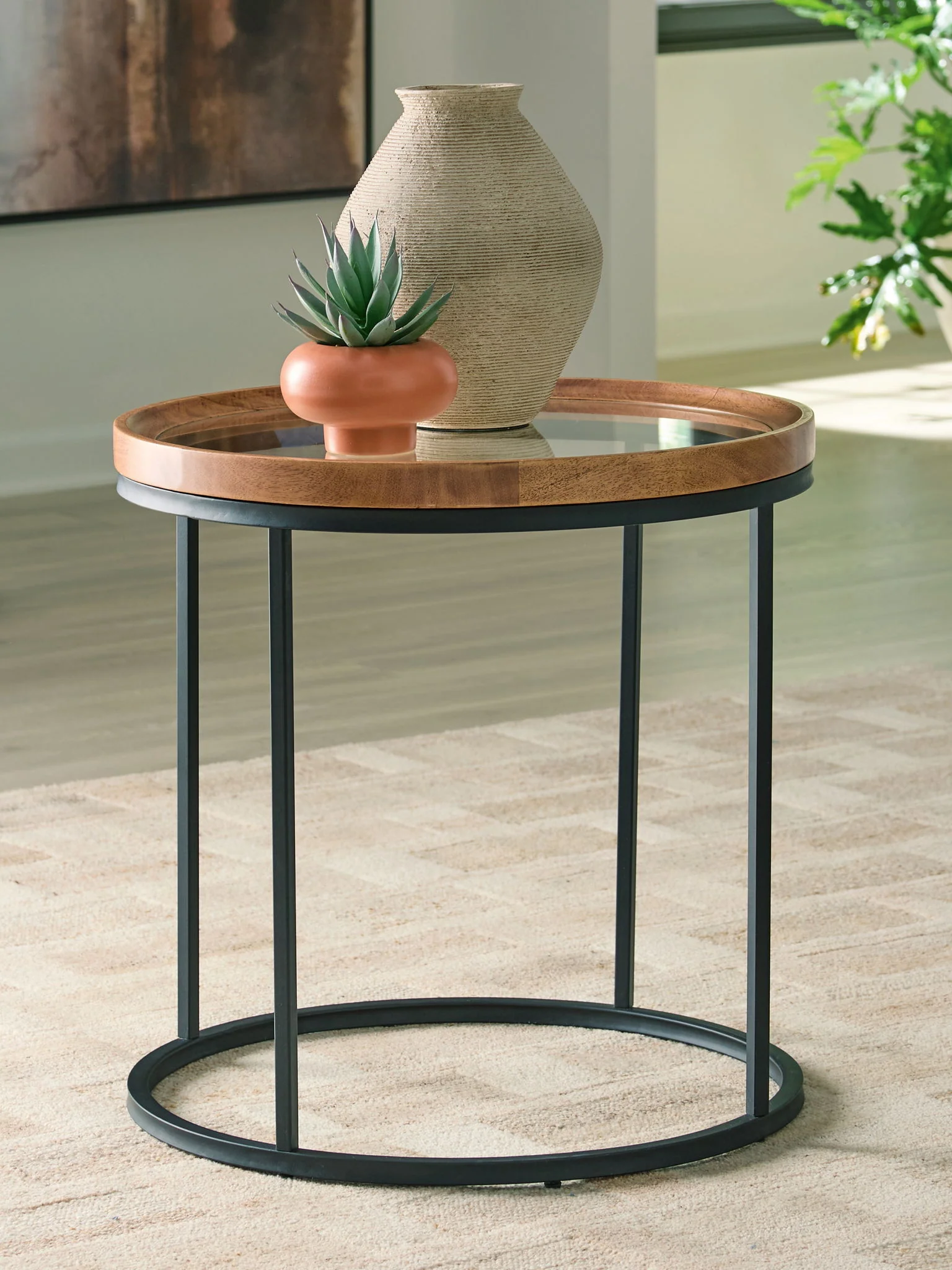 Noraluna - Round Table - Image 8