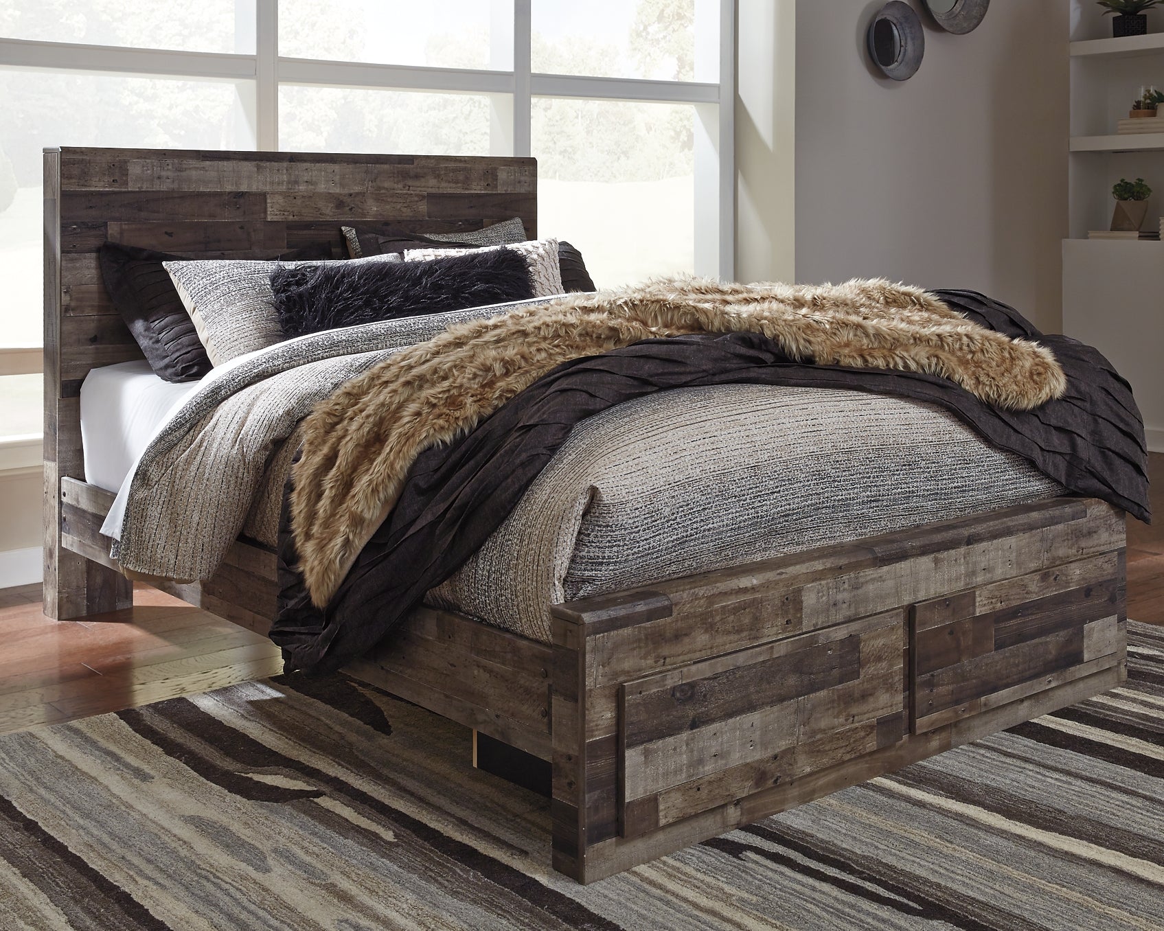 Derekson Queen Panel Bed with 2 Storage Drawers with Mirrored Dresser and Nightstand - Image 7