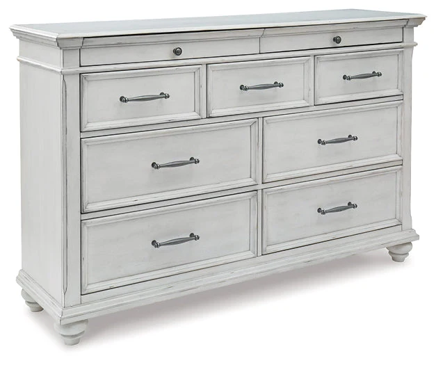 Kanwyn Queen Panel Bed with Dresser - Image 3