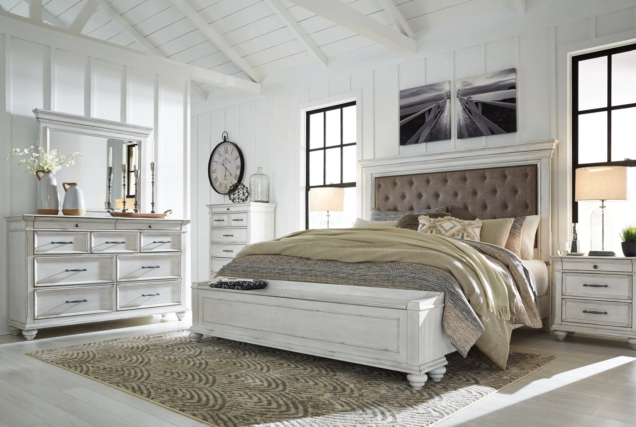 Kanwyn Queen Panel Bed with Storage with Mirrored Dresser and Chest - Image 5