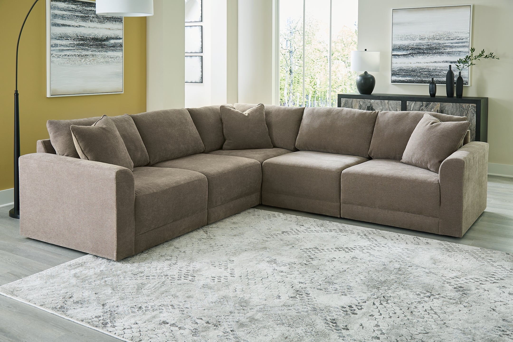 Raeanna 5-Piece Sectional - Image 4