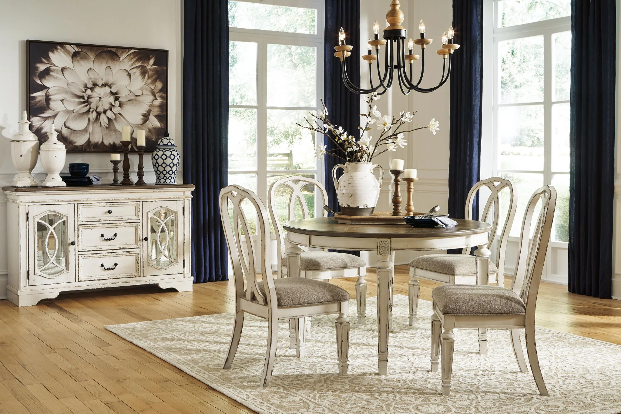 Realyn - Oval Dining Room Extension Table - Chipped White - Image 4