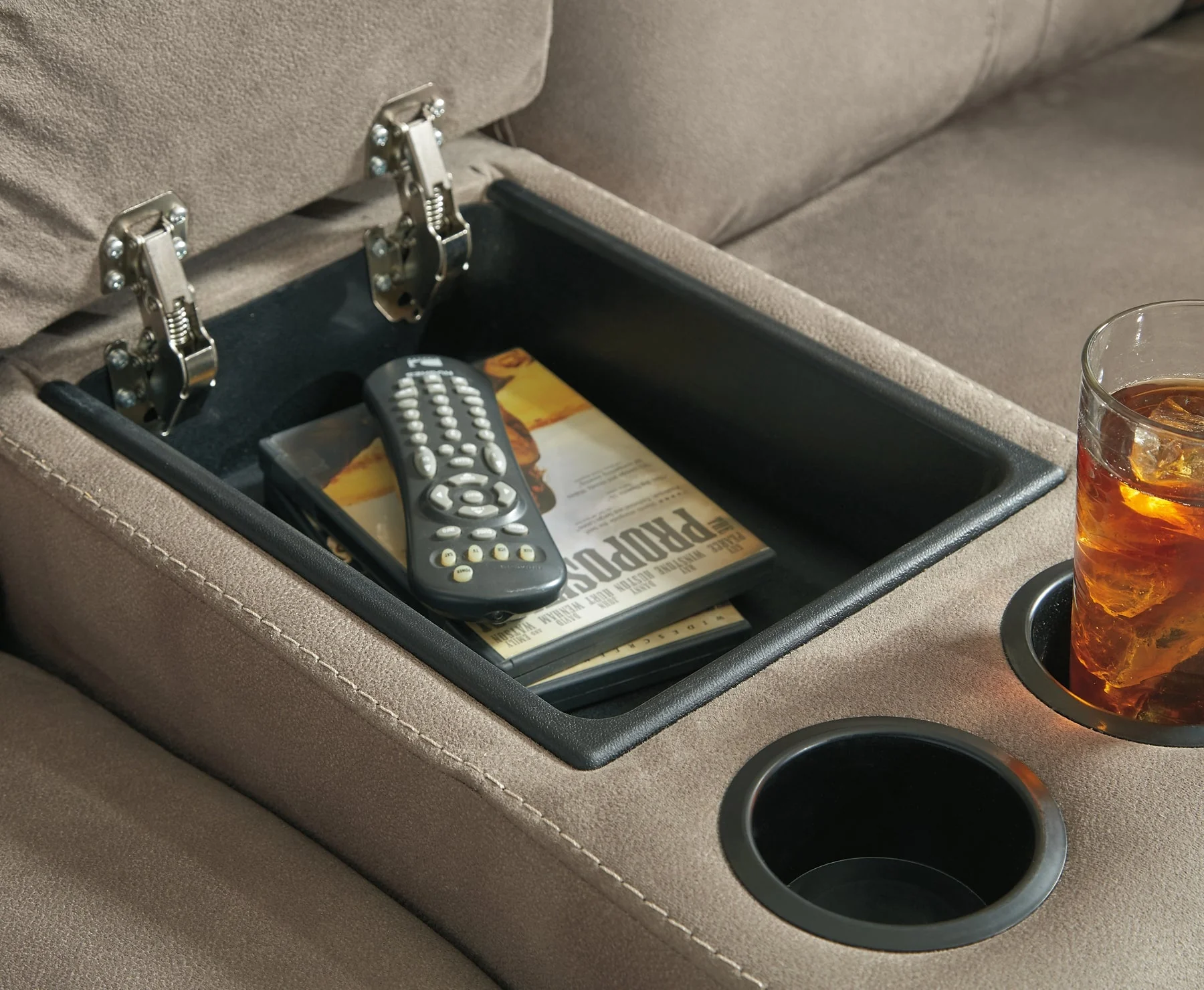 Cavalcade Sofa, Loveseat and Recliner - Image 10