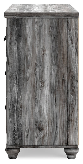 Thyven Seven Drawer Dresser - Image 10