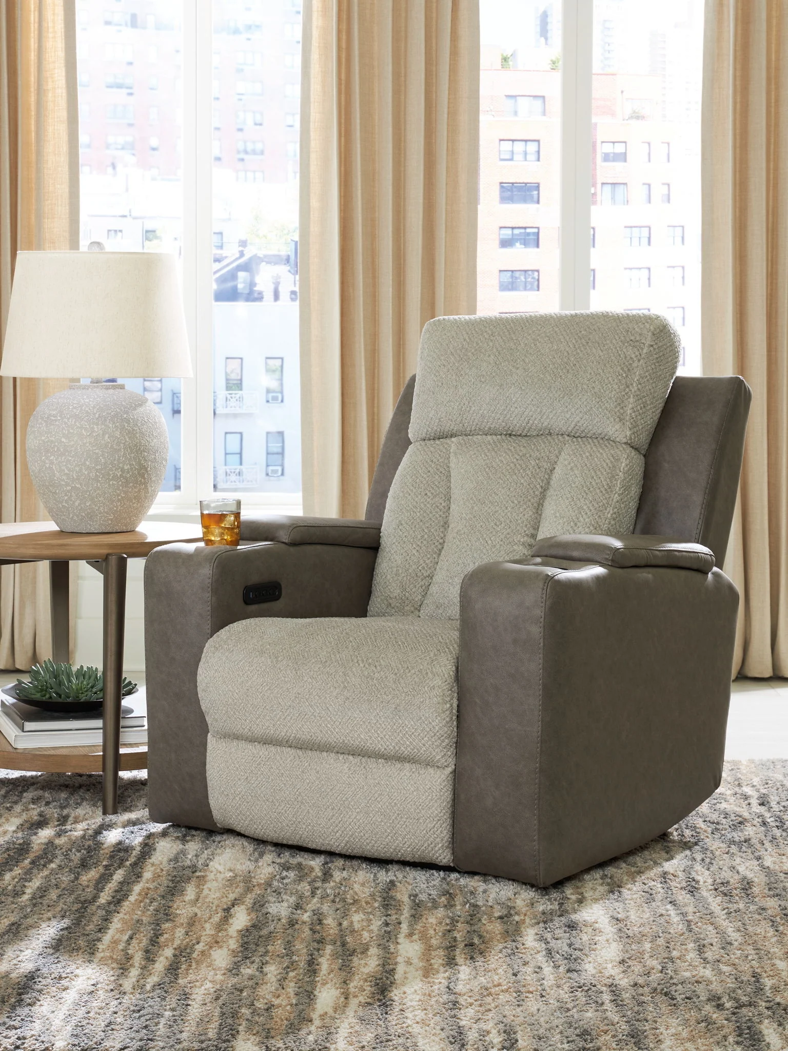 WhipLash - Power Recliner With Adj Headrest - Sisal - Image 4